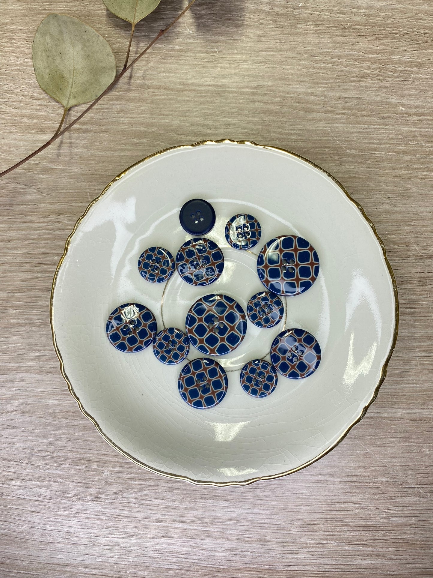 bouton 4 trous bleu quadrillé vintage 70's